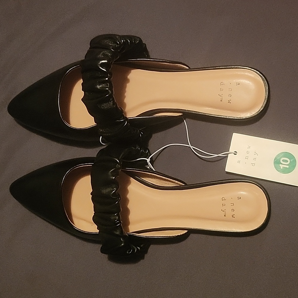 A New Day Black Size 10 Sandal